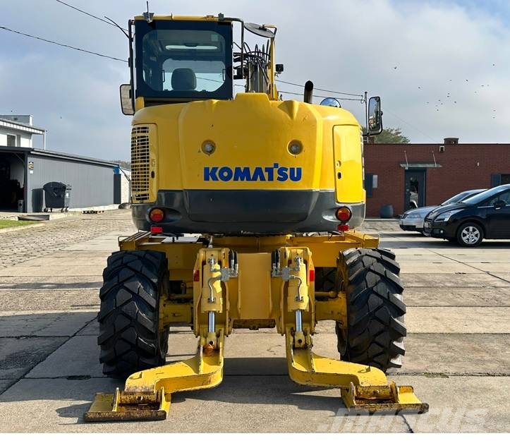 Komatsu PW 118 MR-8 Bagri na kolesih