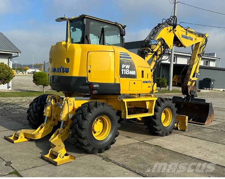 Komatsu PW 118 MR-8 Escavadoras de rodas