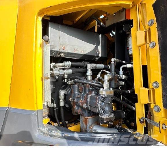 Komatsu PW 118 MR-8 Escavadoras de rodas