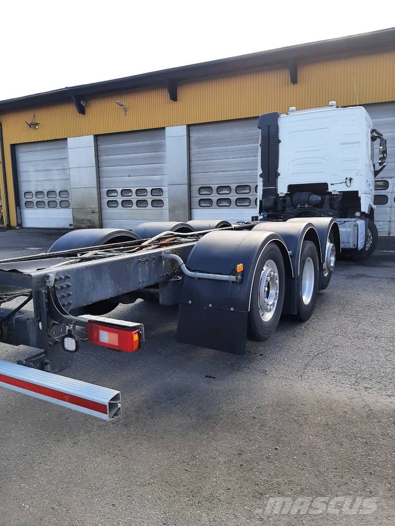 Volvo FH 13 Šasija ar kabīni