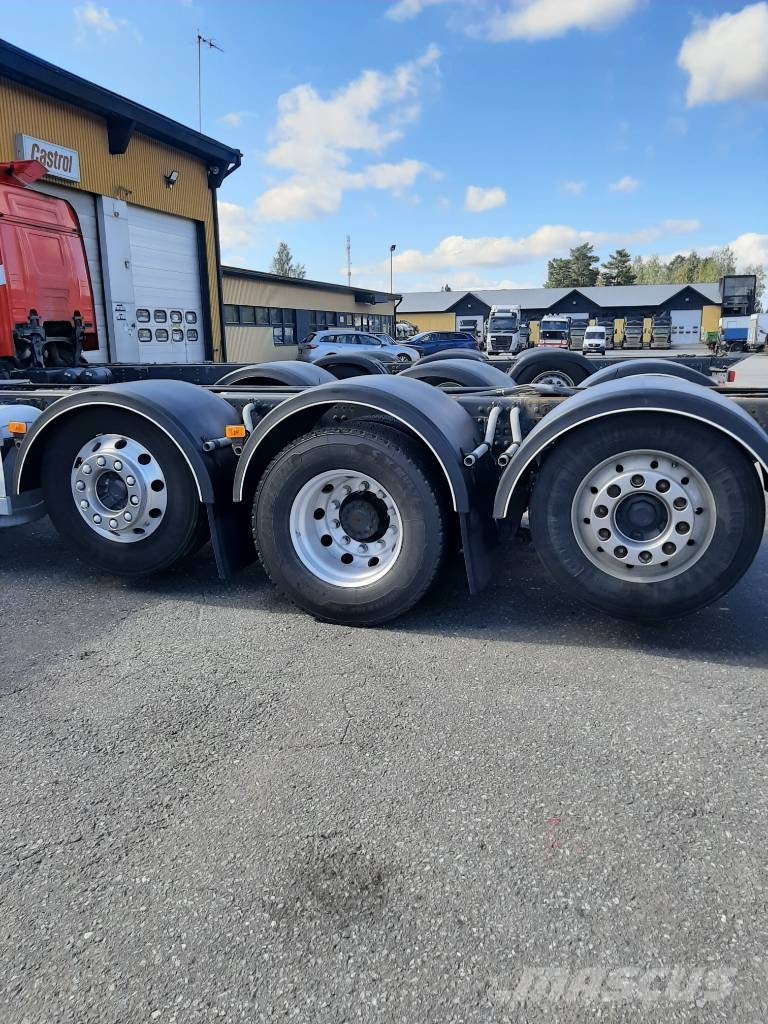 Volvo FH 13 Šasija ar kabīni