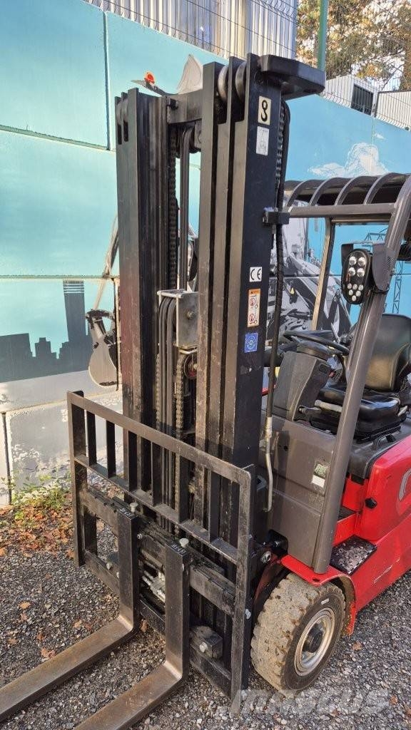 Manitou ME 318 Sähkötrukit