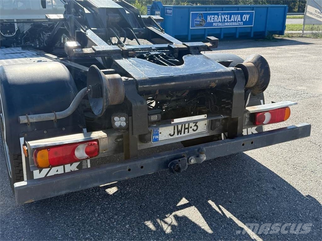 Mitsubishi Fuso Canter Camiones elevadores de gancho