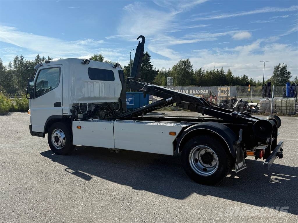 Mitsubishi Fuso Canter Camiones elevadores de gancho