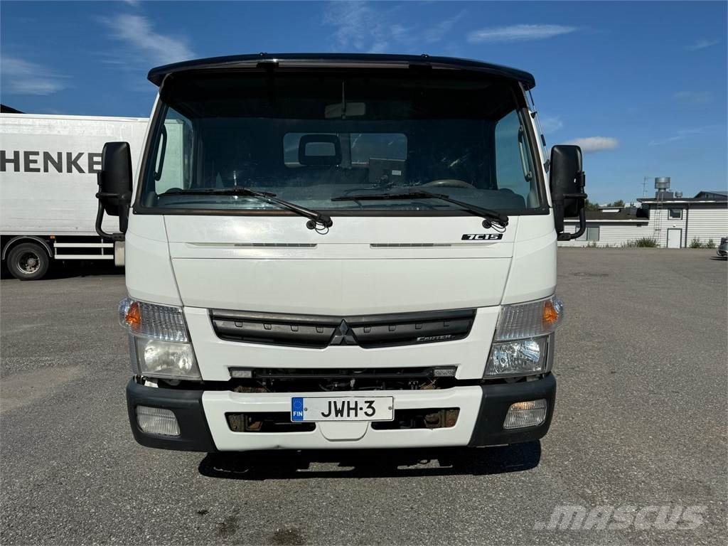 Mitsubishi Fuso Canter Camiones elevadores de gancho