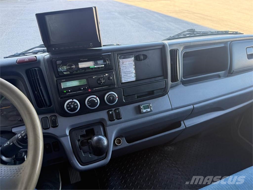 Mitsubishi Fuso Canter Camiones elevadores de gancho