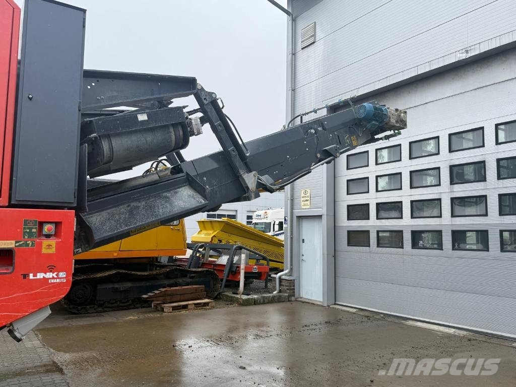 Finlay J-1175E 自走式クラッシャー
