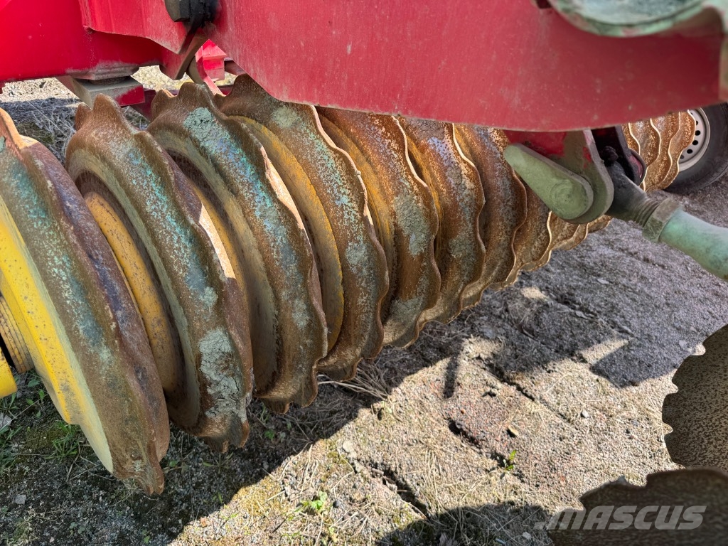 Väderstad Carrier425 Disc harrows