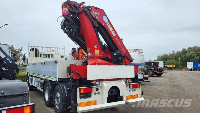 DAF CF 75.310 A/T 크레인