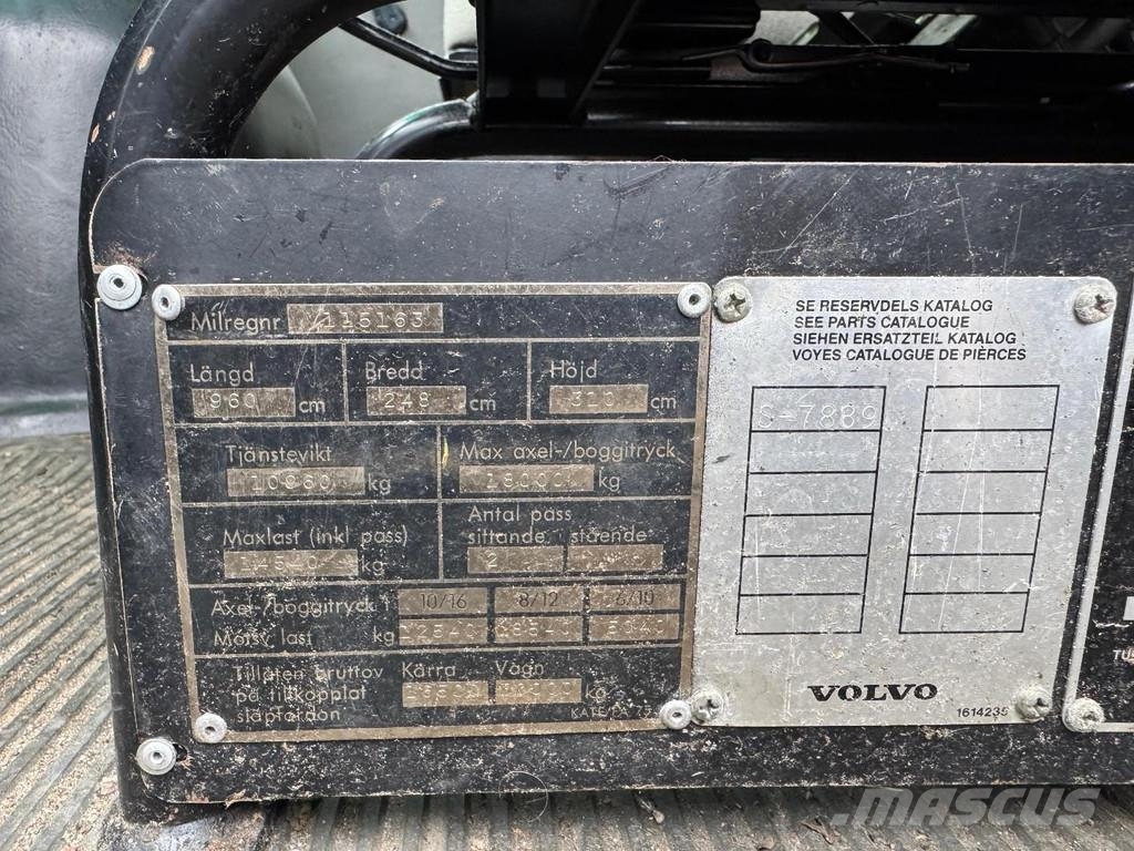 Volvo N10 6X4 Robson-Drive + TANK 14.000 LITER Anders