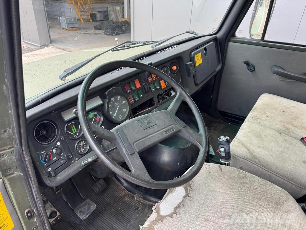 Volvo N10 6X4 Robson-Drive + TANK 14.000 LITER Anders