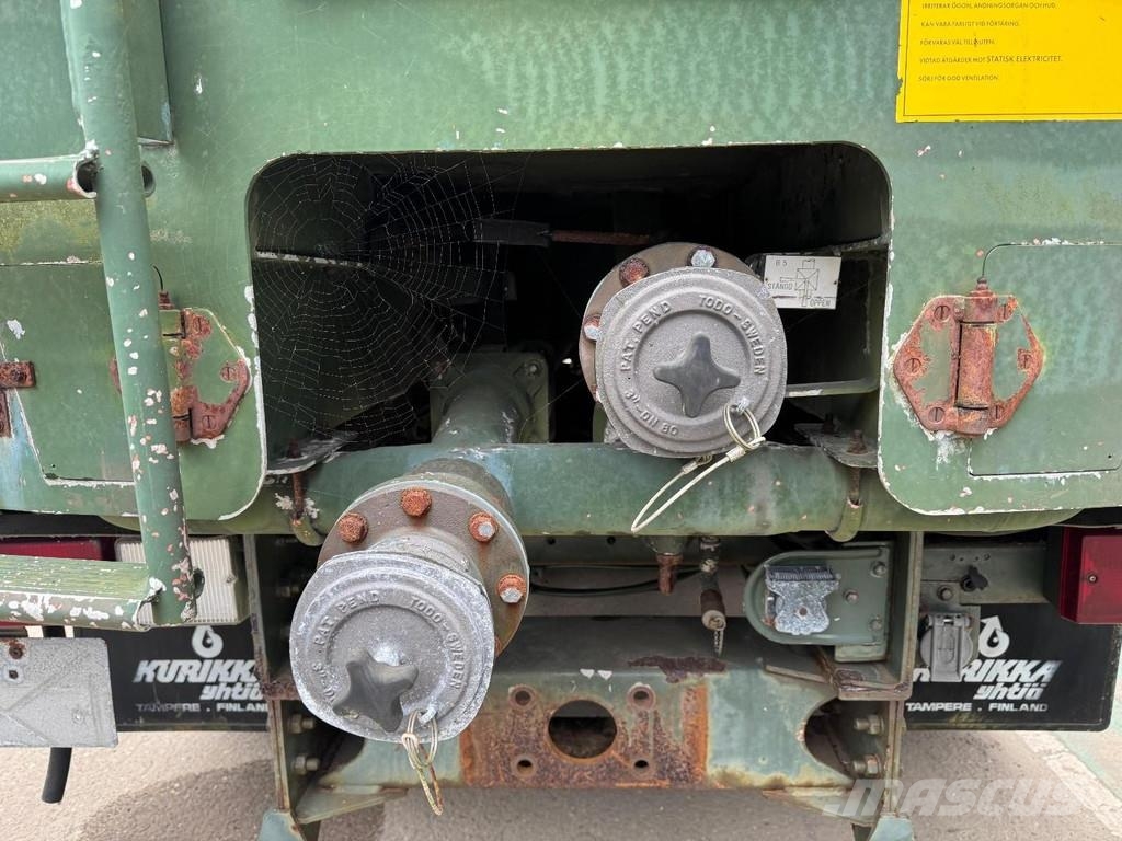 Volvo N10 6X4 Robson-Drive + TANK 14.000 LITER Anders