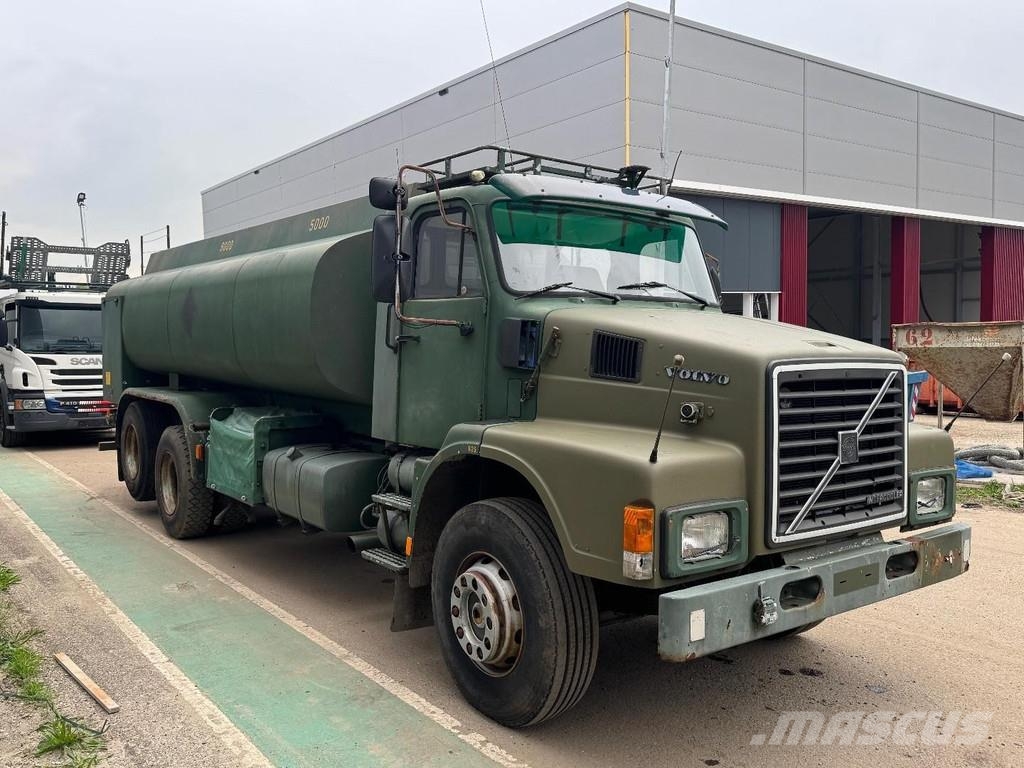 Volvo N10 6X4 Robson-Drive + TANK 14.000 LITER Anders