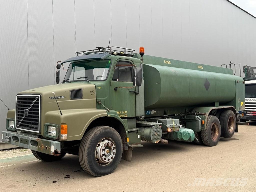 Volvo N10 6X4 Robson-Drive + TANK 14.000 LITER Anders
