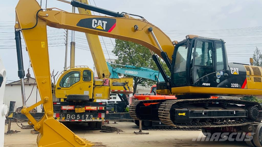 CAT 320 D L Bagri goseničarji