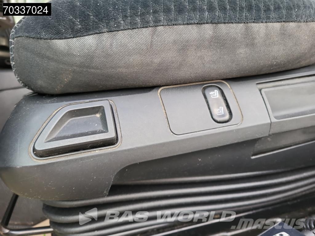 Mercedes-Benz Antos 2124 4X2 8,65m Box 2t Tailgate Automatic Eur Sanduk kamioni