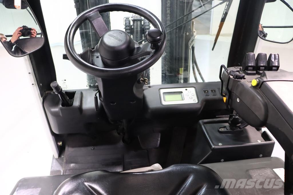 Nissan G1Q2L25Q Elektromos targoncák