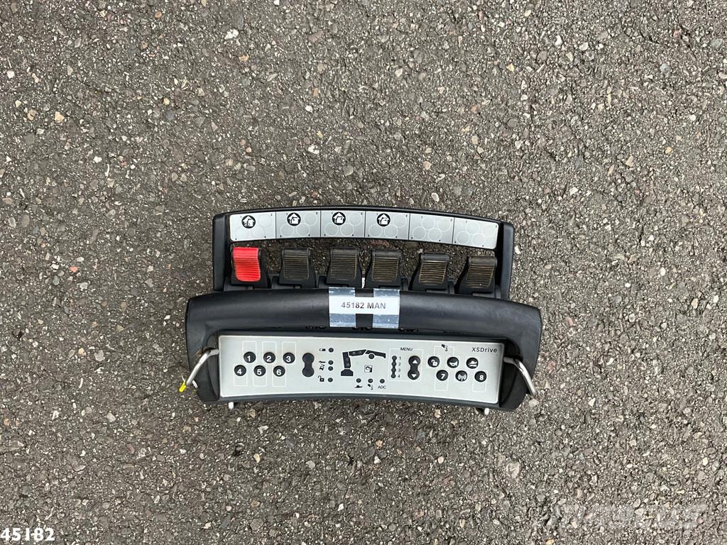 MAN TGM 13.290 4x4 Hiab 9 Tonmeter laadkraan Just 222. Visurgājēji celtņi