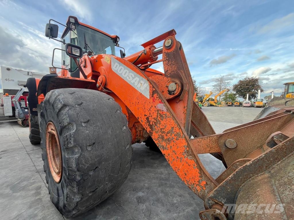 Doosan DL550-5 Cargadoras sobre ruedas