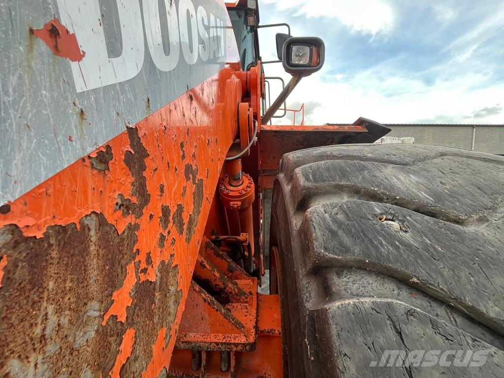 Doosan DL550-5 Cargadoras sobre ruedas