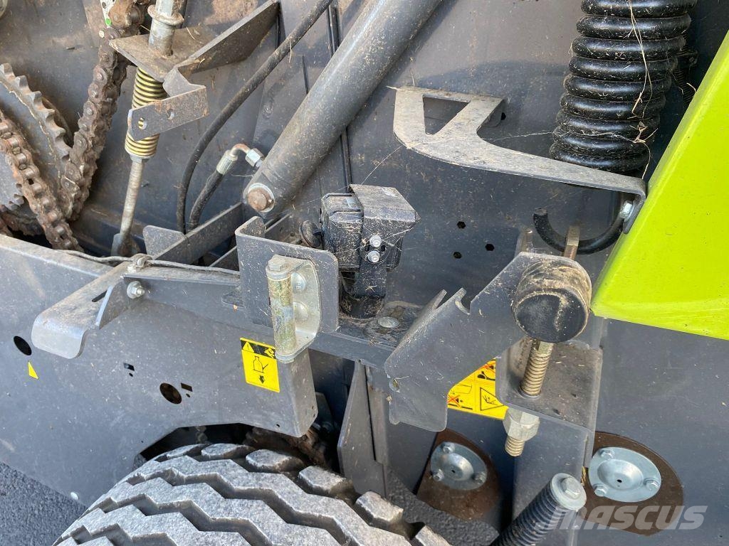 CLAAS ROLLANT 520RF  2000 BOTTES Pyöröpaalaimet