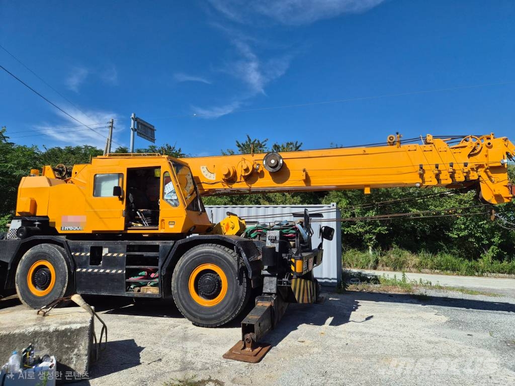Tadano TR 350 Автокраны вездеходы
