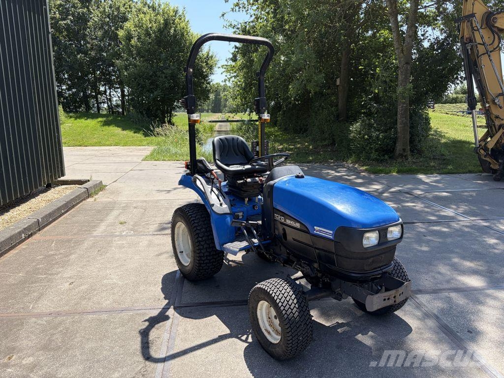 New Holland TC21D Kompakttraktorid