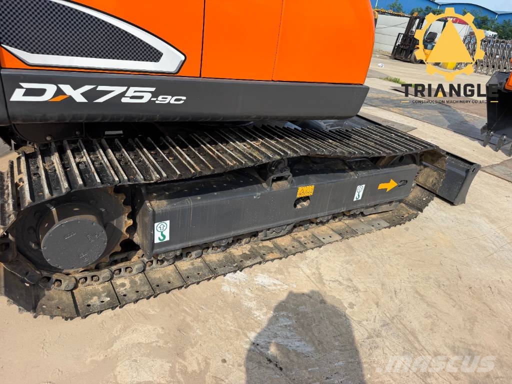 Doosan DX 75 Bagri goseničarji