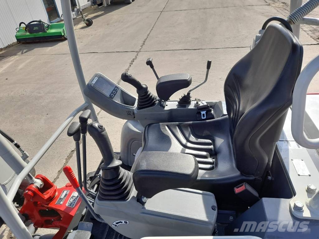Takeuchi TB 216 SH Minibagger < 7t