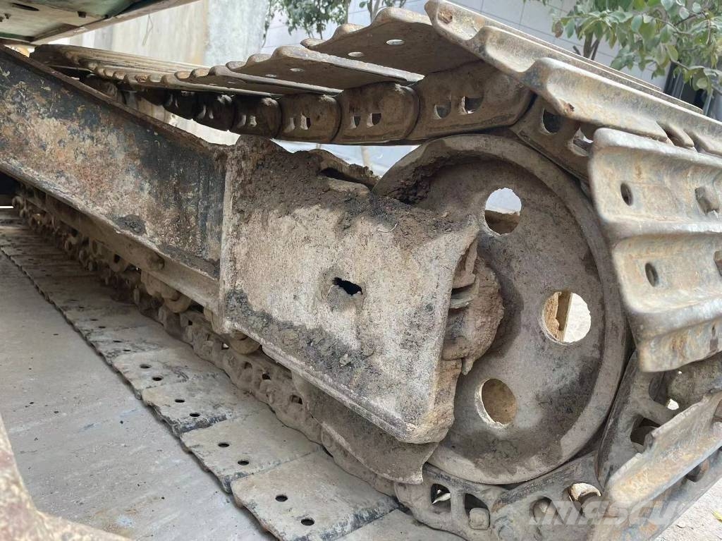 Kobelco SK 75 Гусеничные экскаваторы