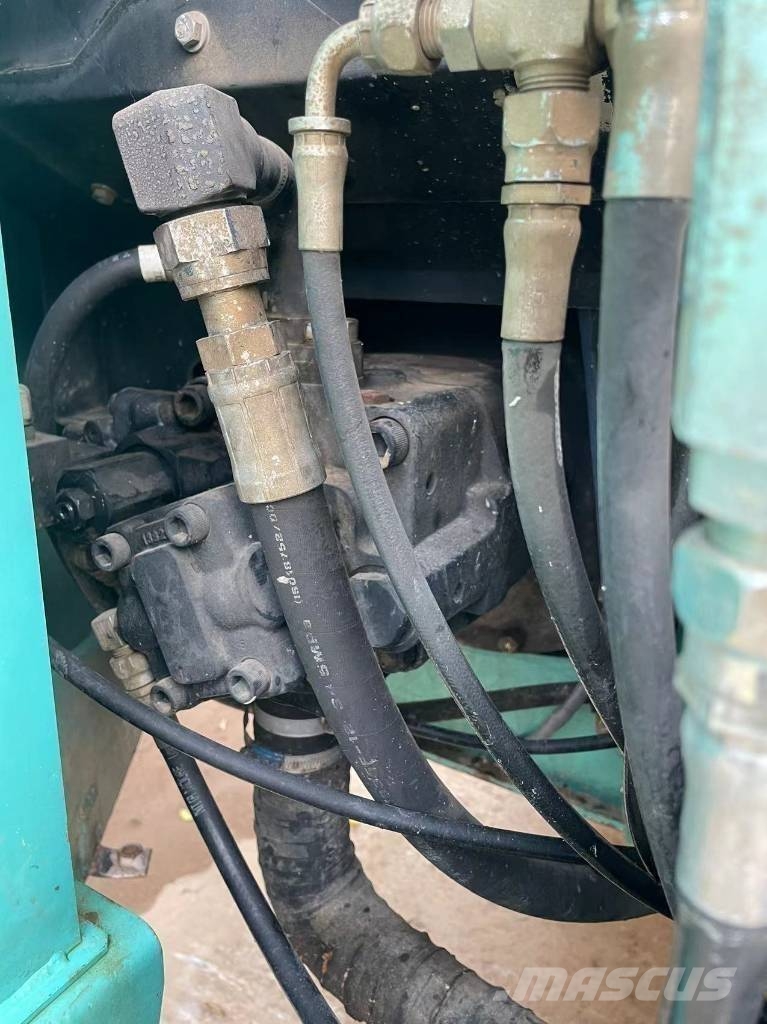 Kobelco SK 75 Гусеничные экскаваторы