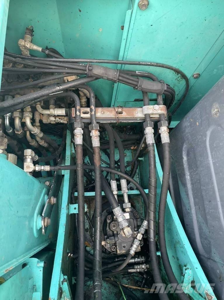 Kobelco SK 75 Гусеничные экскаваторы