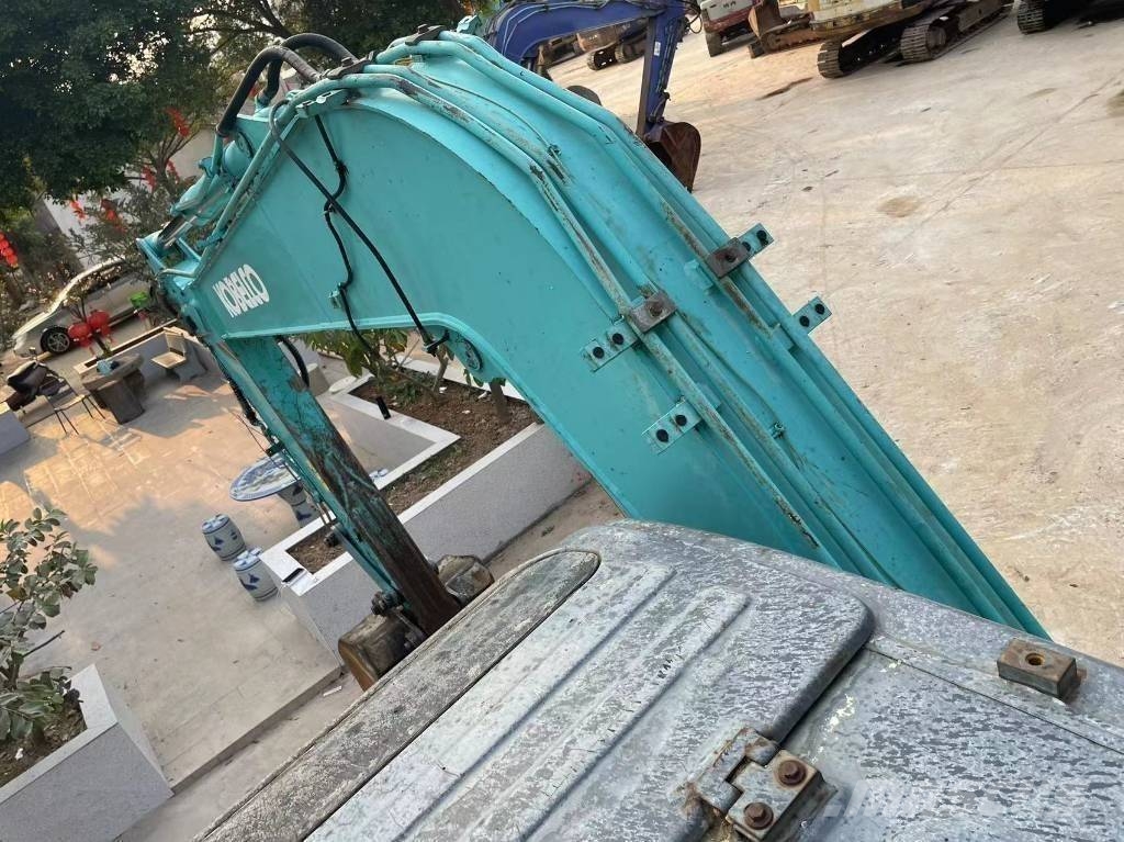 Kobelco SK 75 Гусеничные экскаваторы