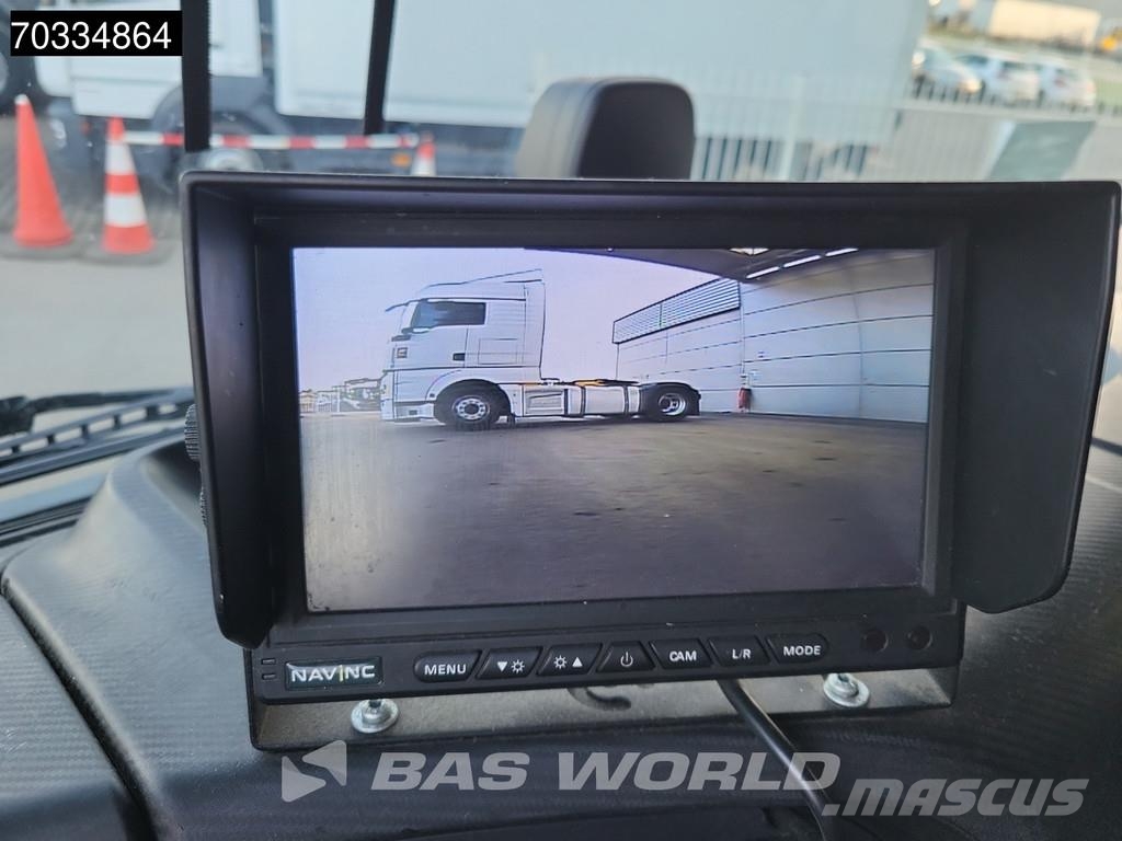 Iveco Stralis 360 Stralis 4X2 20tonner 2000kg Ladebordwa Curtain sider trucks