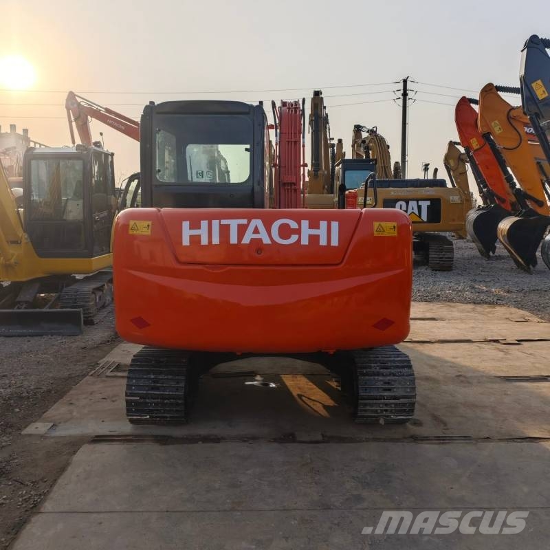 Hitachi ZX 60 小型挖掘机