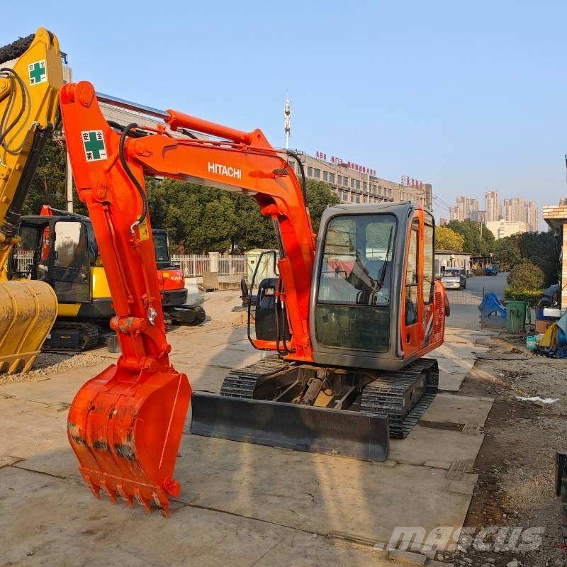 Hitachi ZX 60 小型挖掘机