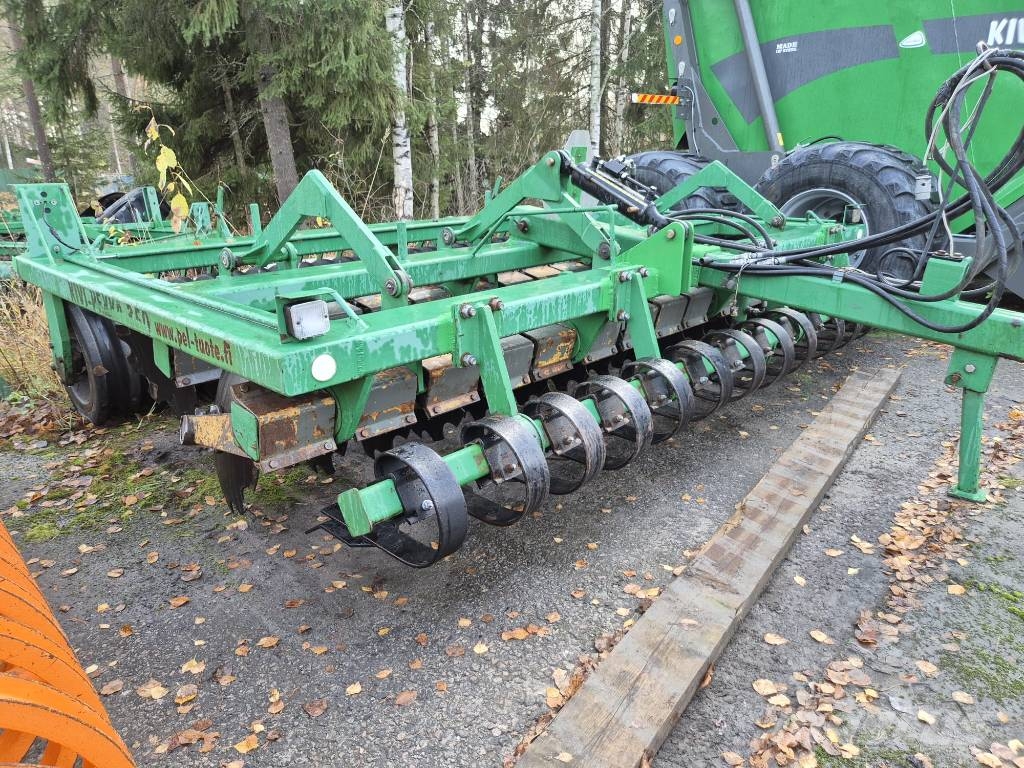 Kivi-Pekka 350 Lautasmuokkain Scheibeneggen