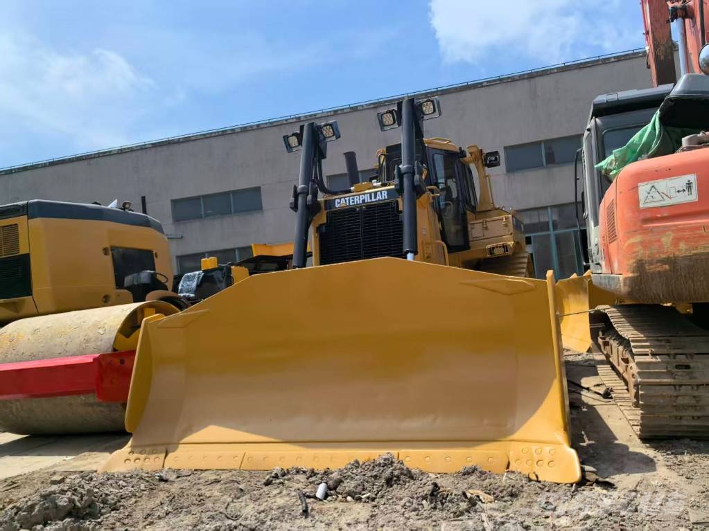 CAT D 8 R Bouteurs sur chenilles