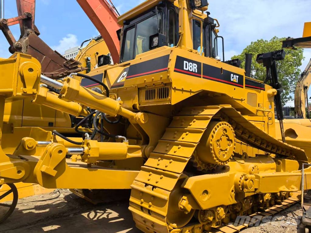 CAT D 8 R Bouteurs sur chenilles