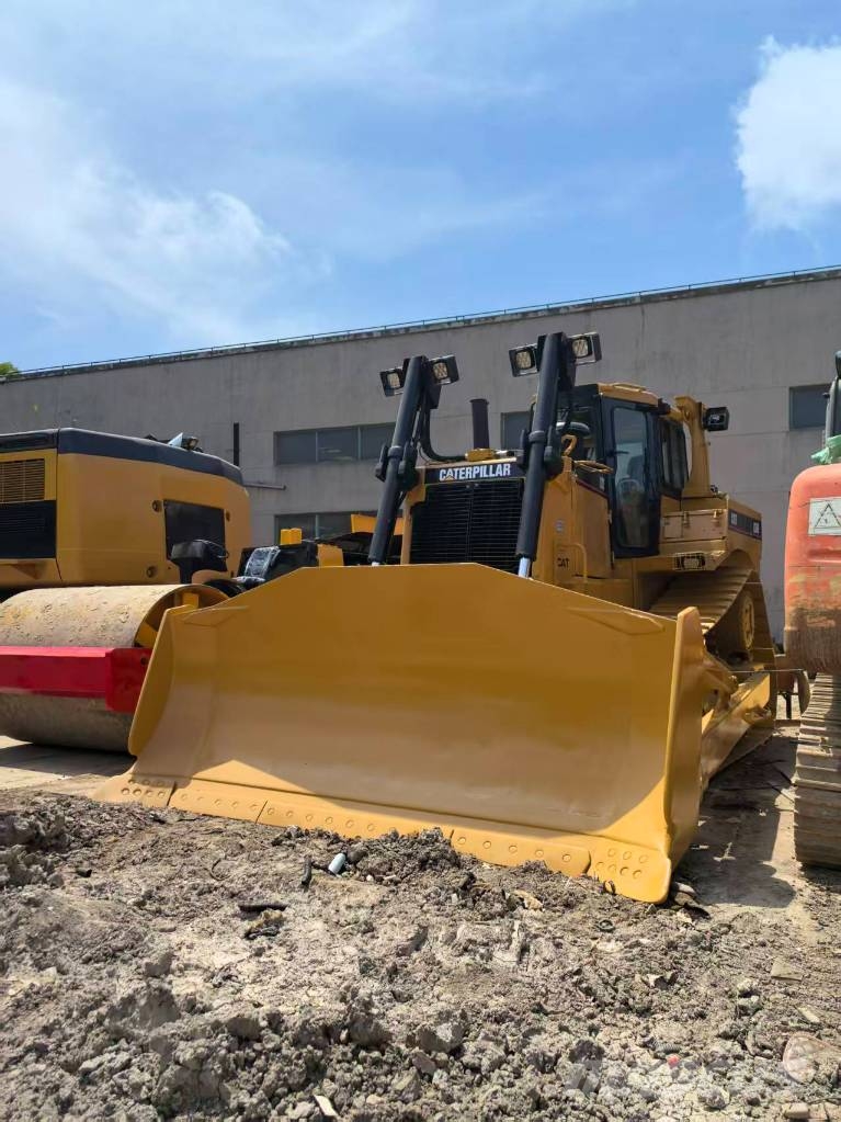 CAT D 8 R Bouteurs sur chenilles