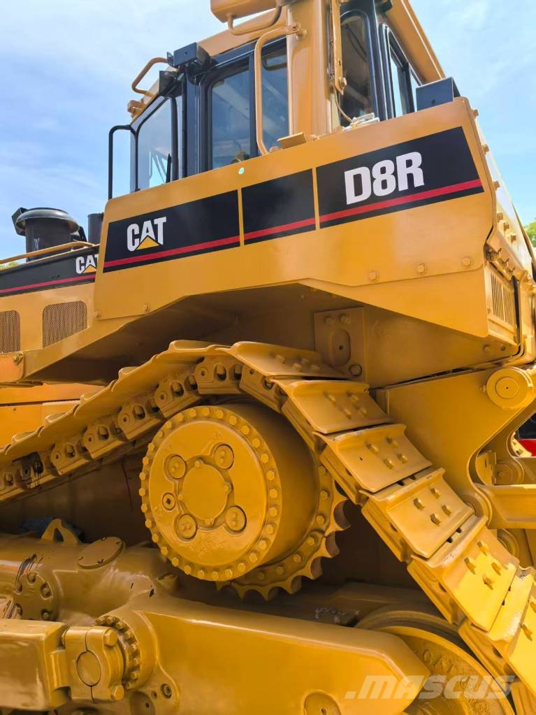 CAT D 8 R Bouteurs sur chenilles