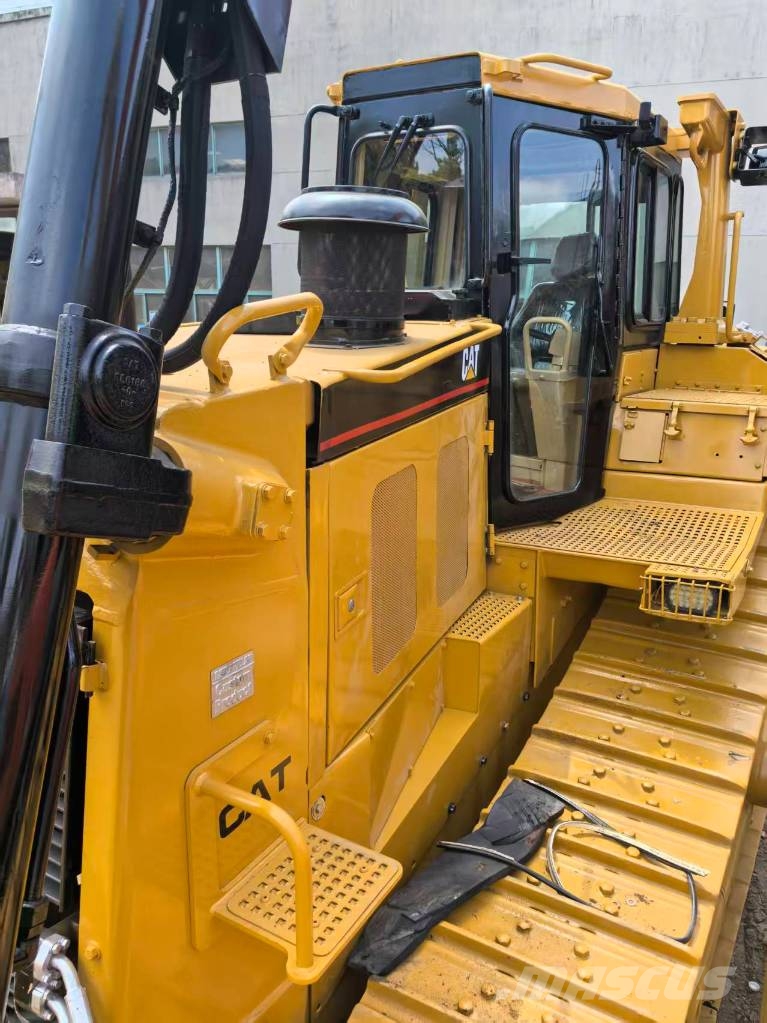 CAT D 8 R Bouteurs sur chenilles