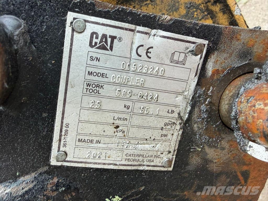 CAT 301.8-05 Escavadeiras de esteiras
