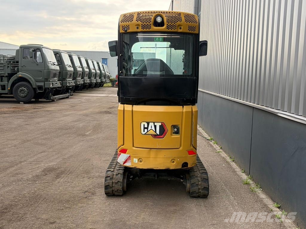CAT 301.8-05 Escavadeiras de esteiras