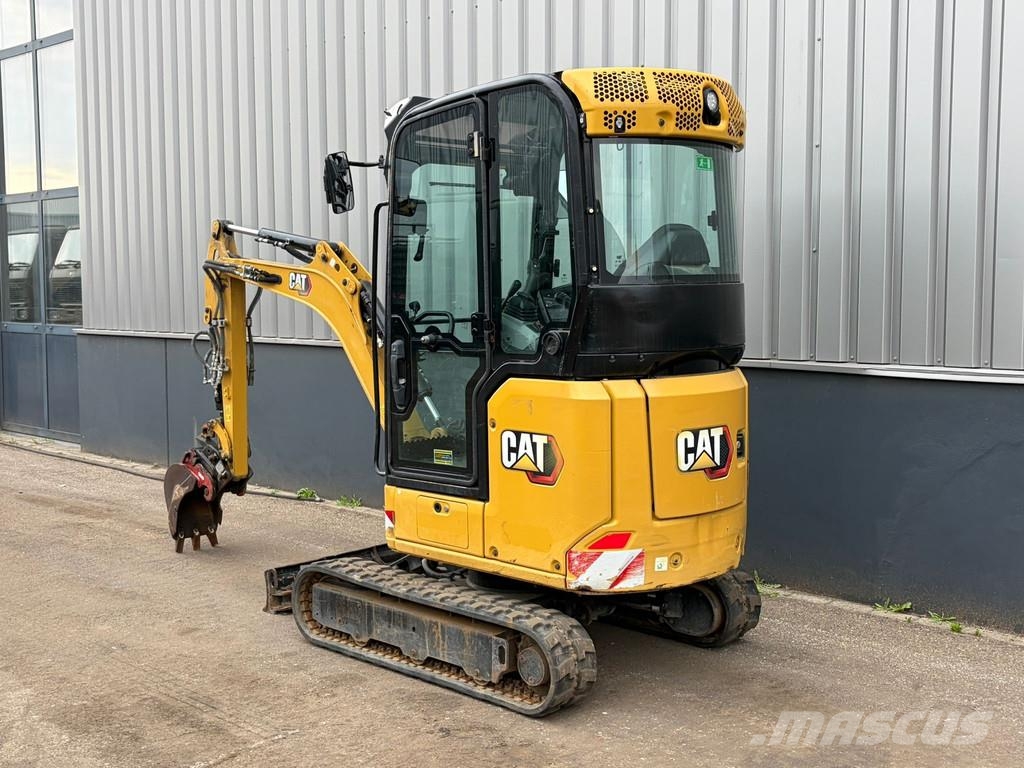 CAT 301.8-05 Escavadeiras de esteiras