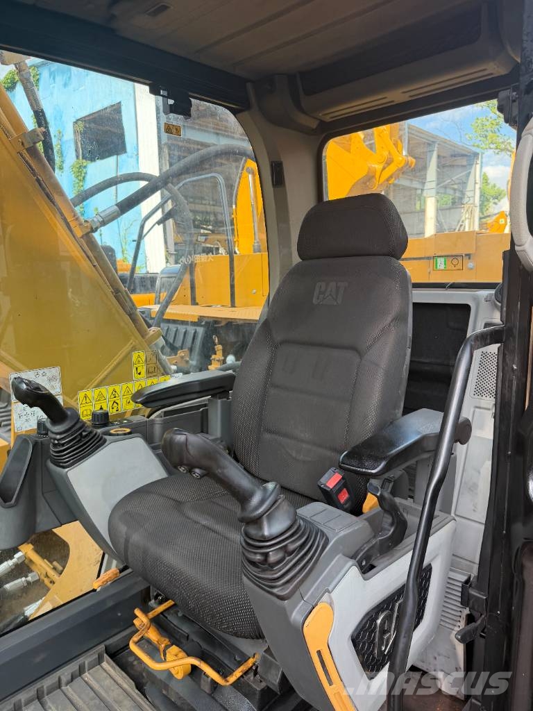 CAT 330 Shanghai largest supplier Верижен екскаватор