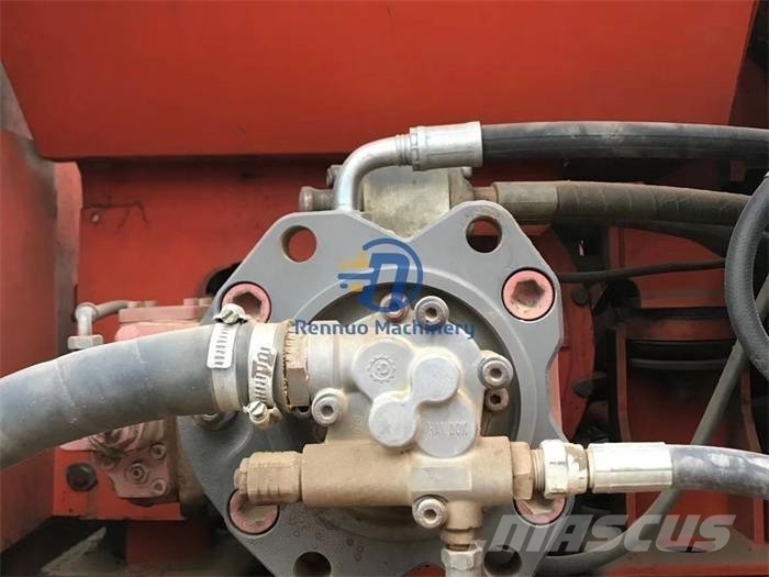 Doosan DX 500LC Pásové rýpadlá
