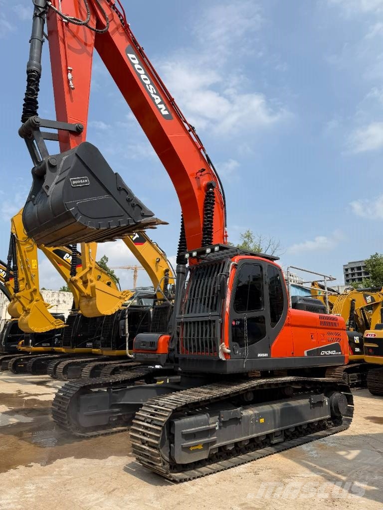 Doosan DX340LC Гусеничні екскаватори