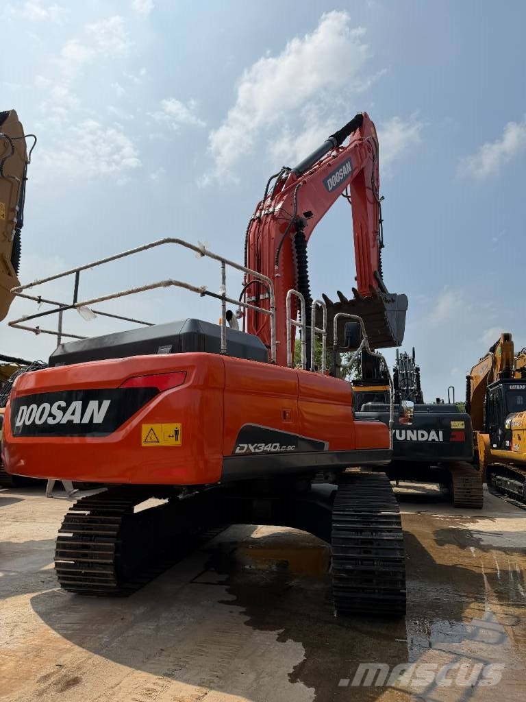 Doosan DX340LC Гусеничні екскаватори