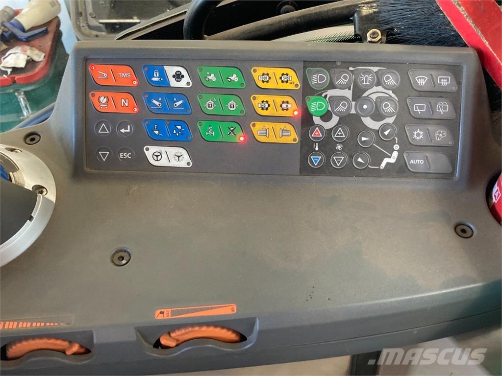 Fendt 310 Vario Power S4 TMS mit Frontlader Трактори